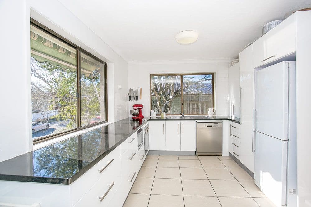 8 Longlands Street, EAST BRISBANE QLD 4169, East Brisbane - Thumbnail 2