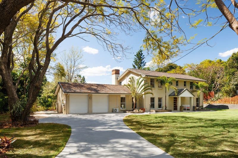 113 Moons Lane, Brookfield - Thumbnail 2