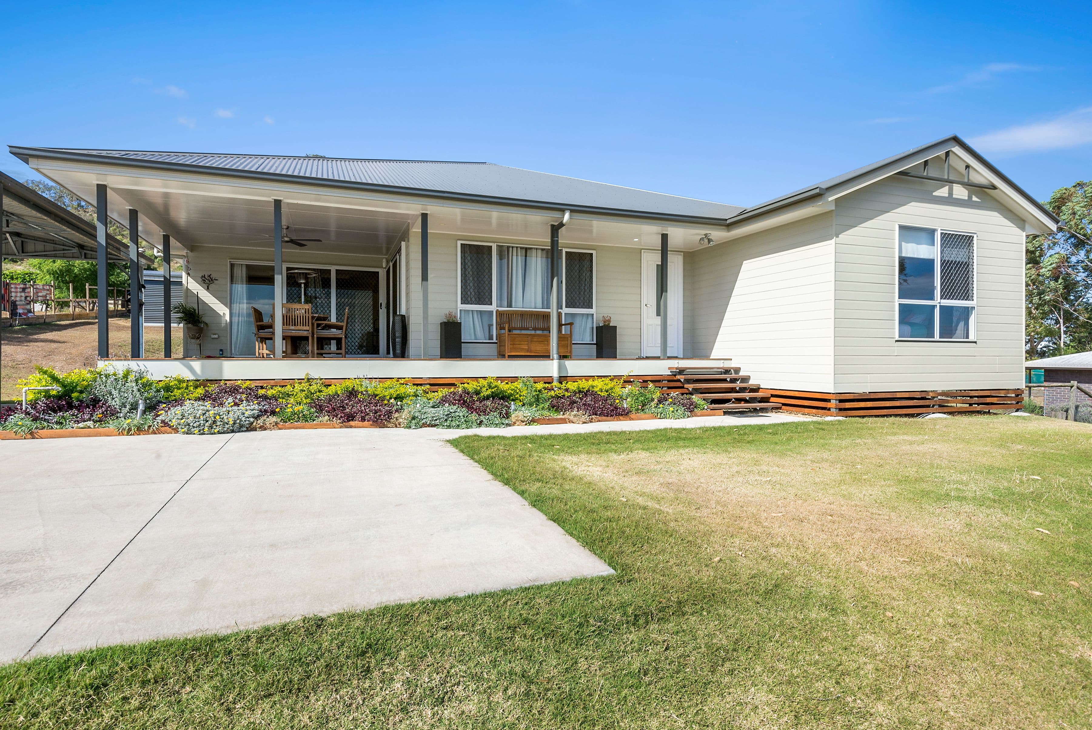 42 Rebwonga Street, Kingsthorpe QLD 4400, Kingsthorpe - Thumbnail 2