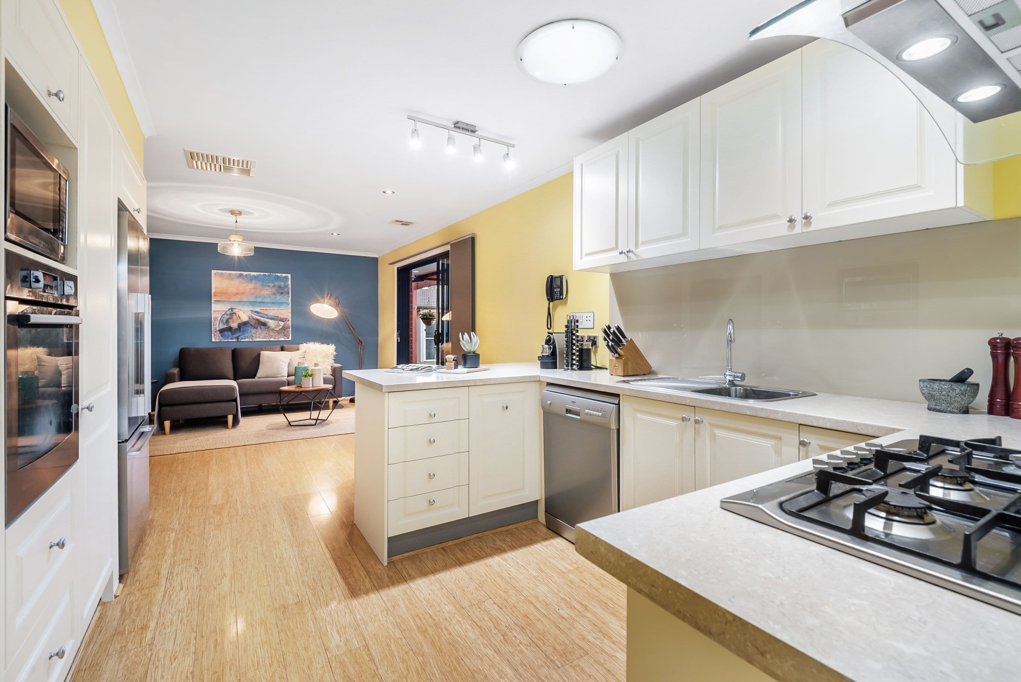 47 Hawkes Drive, Mill Park VIC 3082, Mill Park - Thumbnail 3