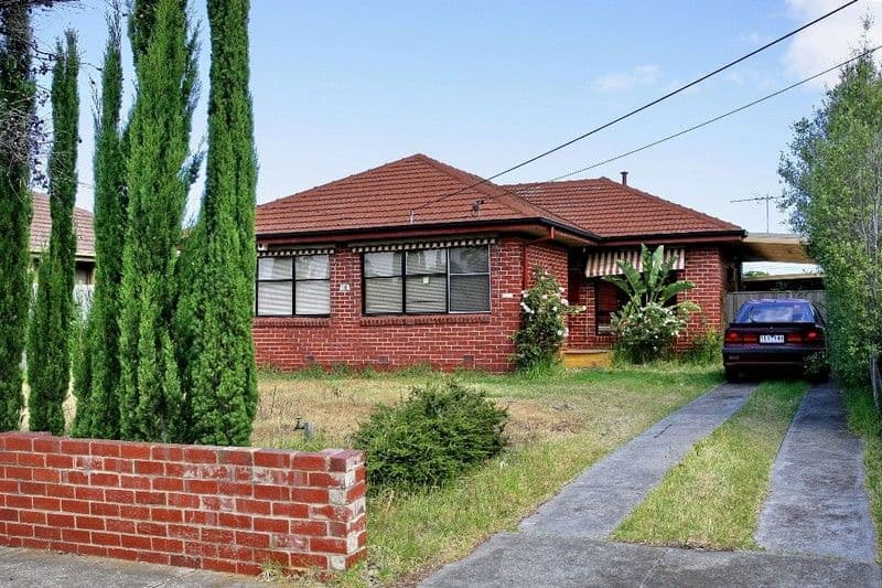 18 Robertson Crescent, LAVERTON VIC 3028, Laverton - Image 1