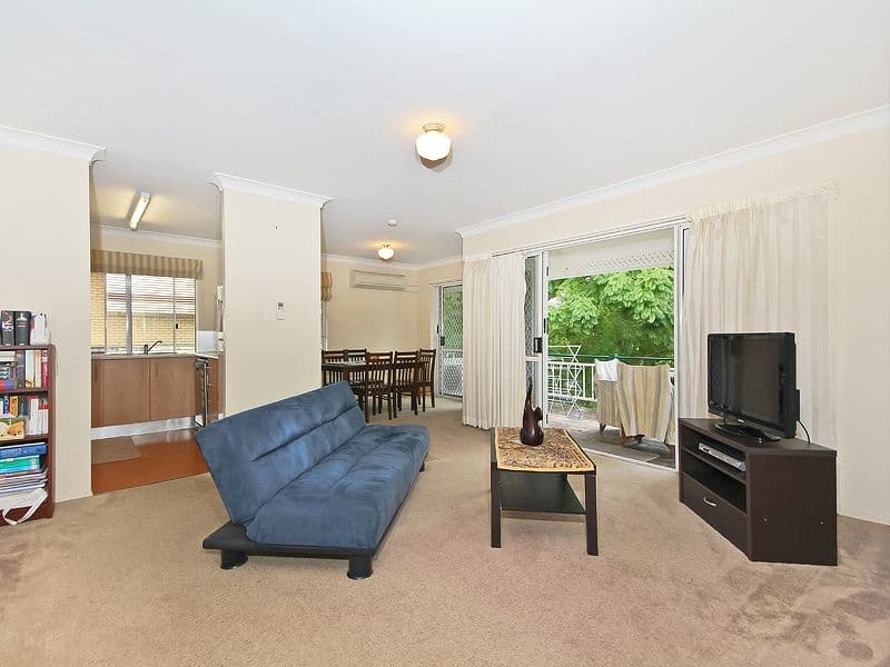 22 Warren Street, ST LUCIA QLD 4067, St Lucia - Thumbnail 2