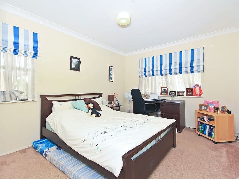 22 Warren Street, ST LUCIA QLD 4067, St Lucia - Thumbnail 5