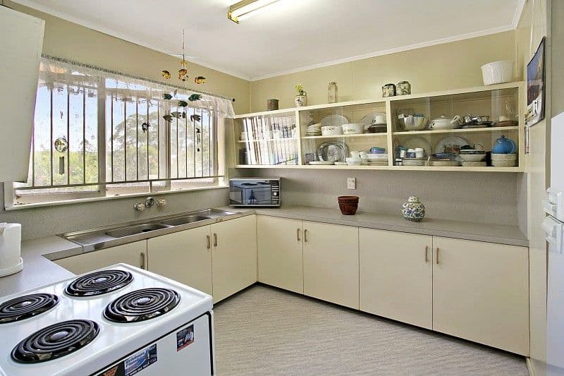 53 Burns Parade, CHAPEL HILL QLD 4069, Chapel Hill - Thumbnail 3