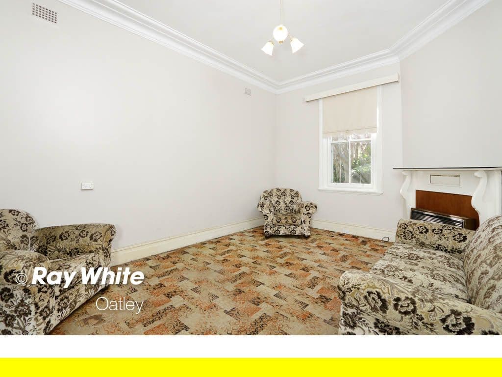 38 Clarence Street, PENSHURST NSW 2222, Penshurst - Thumbnail 2