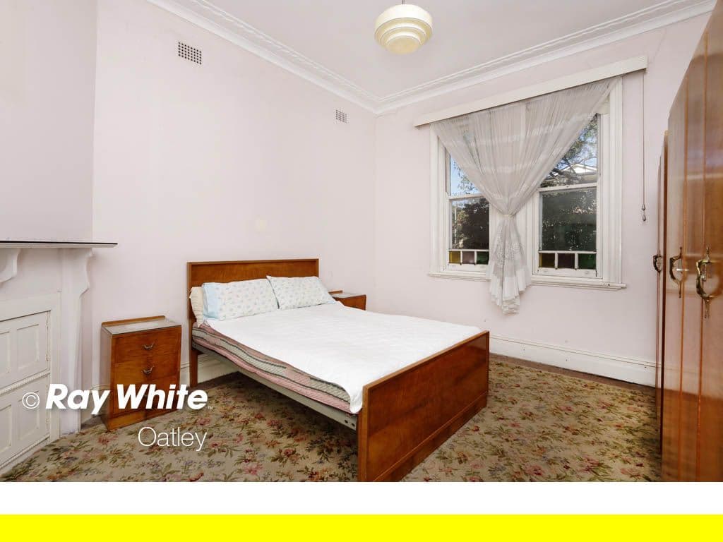 38 Clarence Street, PENSHURST NSW 2222, Penshurst - Thumbnail 3