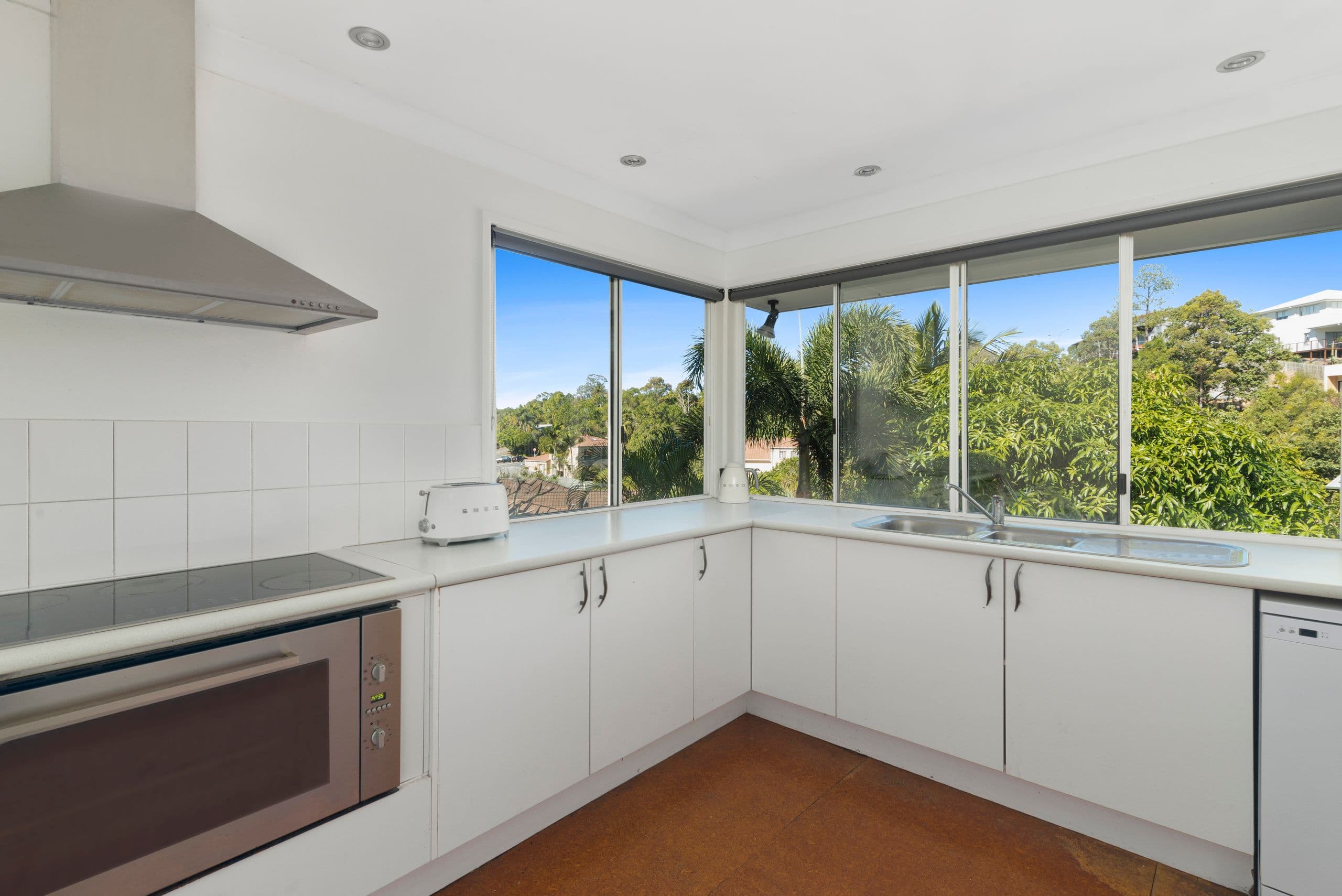14 Capano Court, Elanora QLD 4221, Elanora - Thumbnail 4