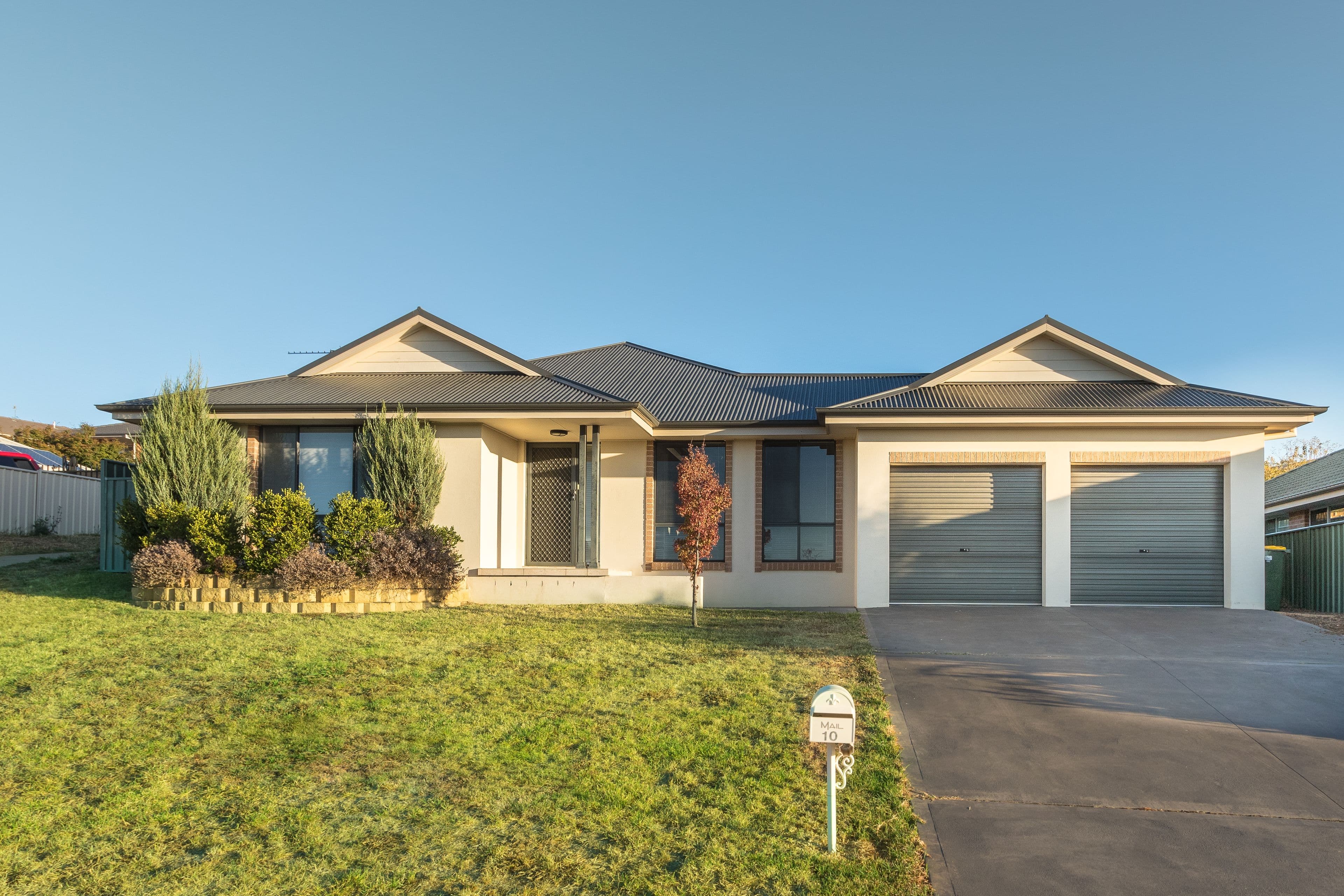 10 Quinlan Run, Orange - Image 1