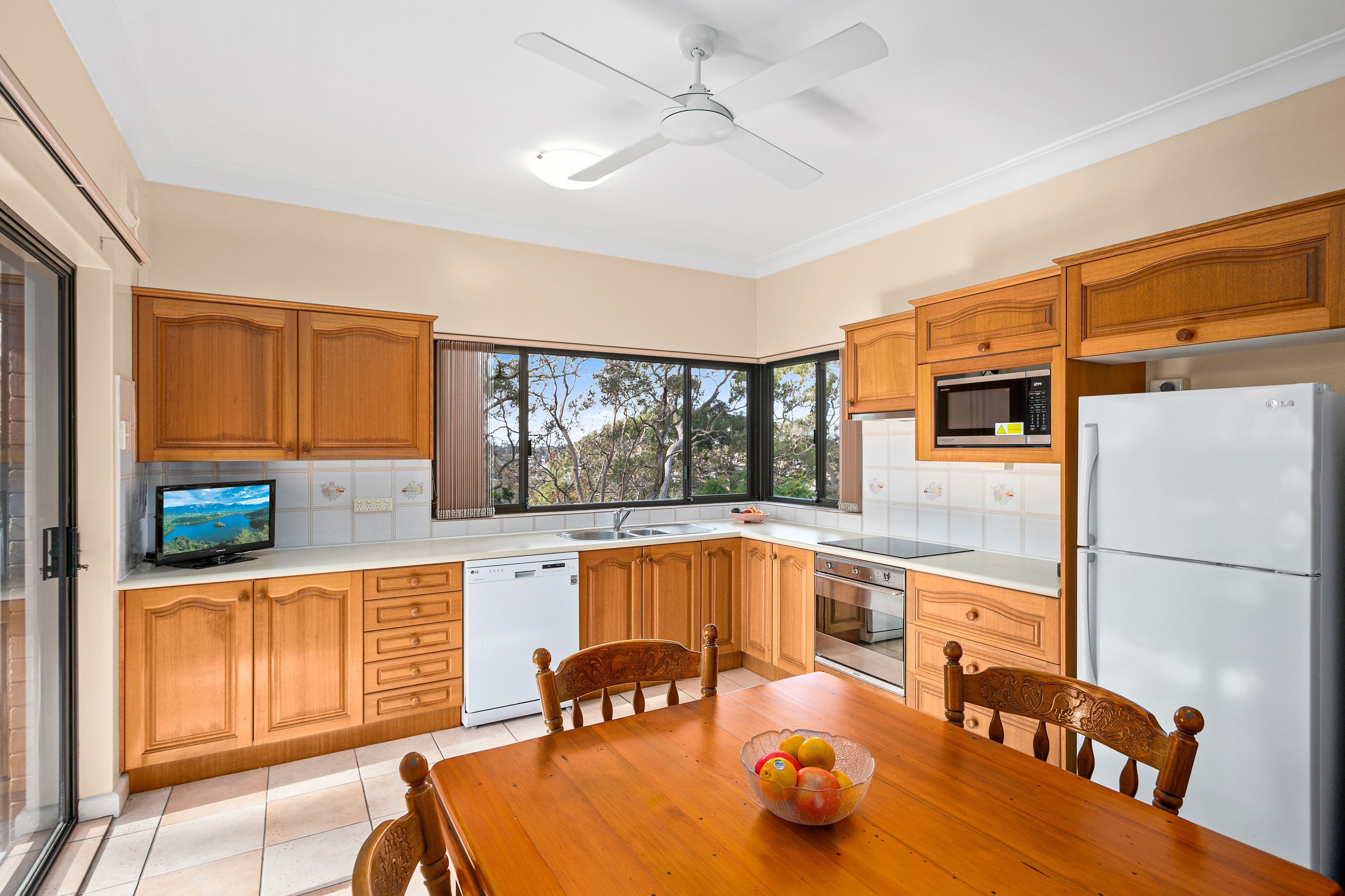 13 Marine Drive, Oatley NSW 2223, Oatley - Thumbnail 6