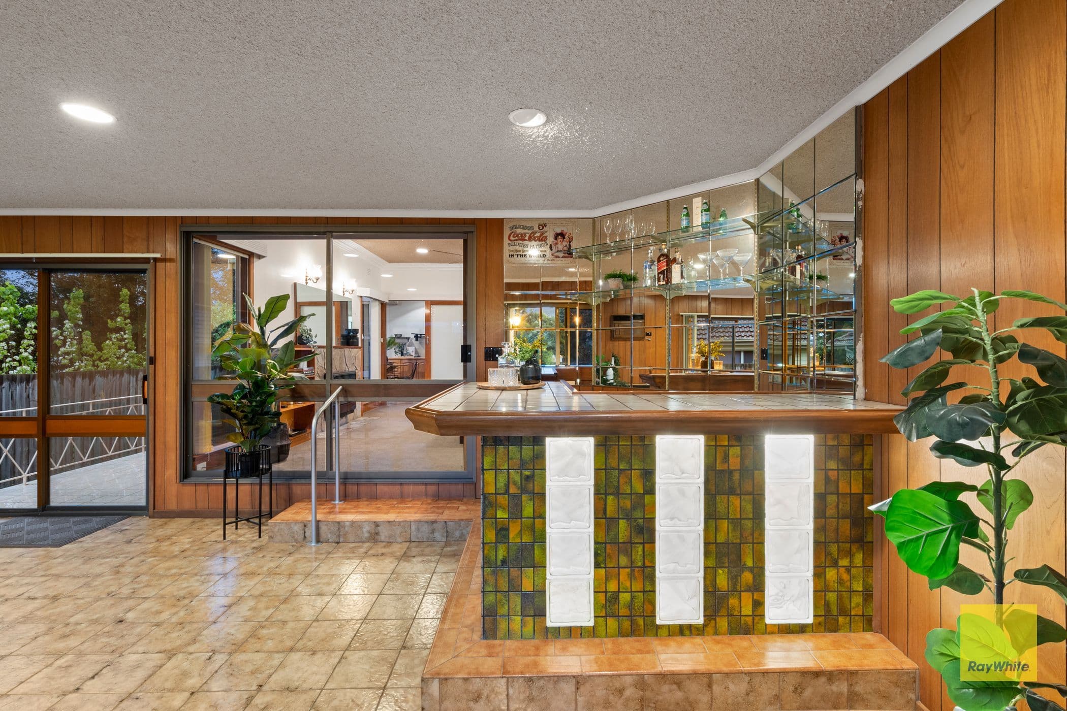 24 Murray Street, Highton VIC 3216, Highton - Thumbnail 2