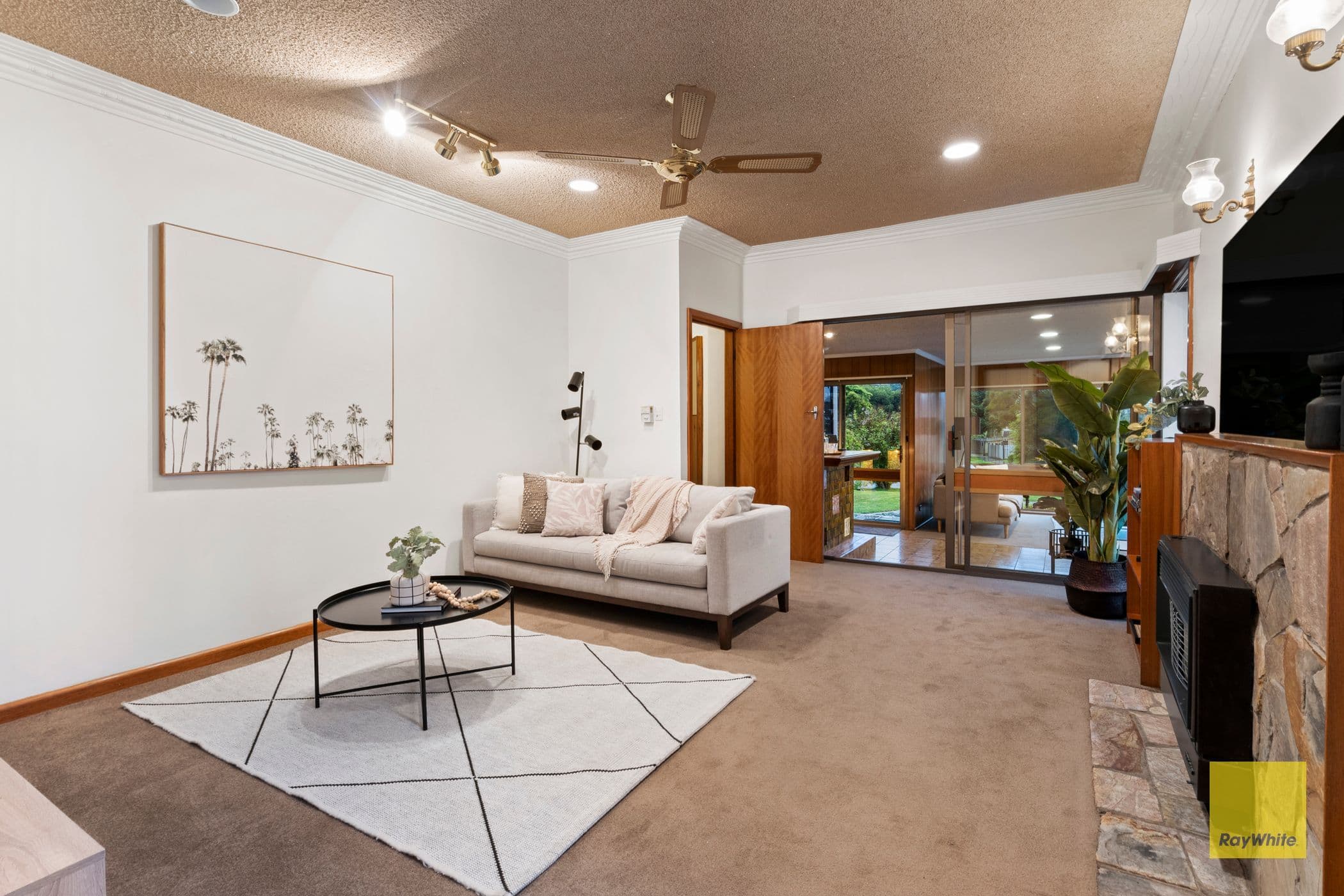 24 Murray Street, Highton VIC 3216, Highton - Thumbnail 4