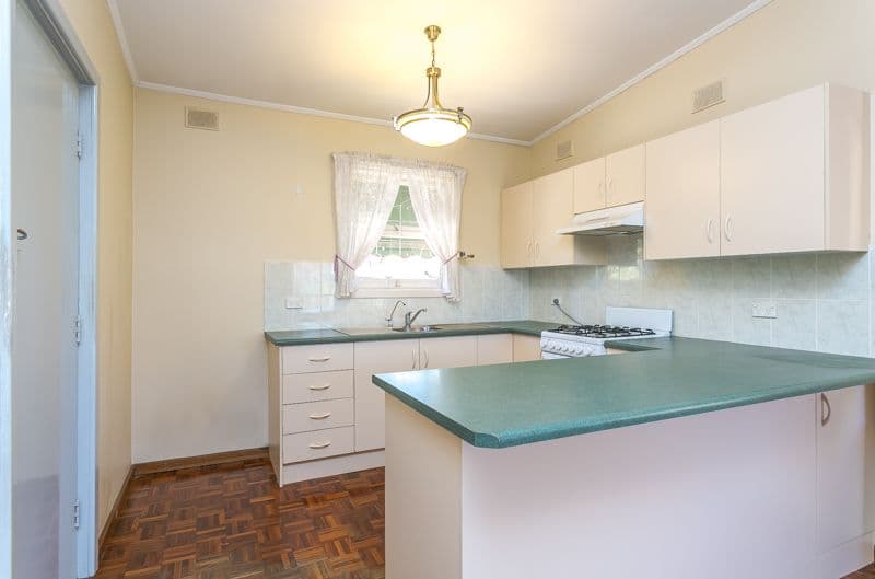 37 Dudley Crescent, MANSFIELD PARK SA 5012, Mansfield Park - Thumbnail 2