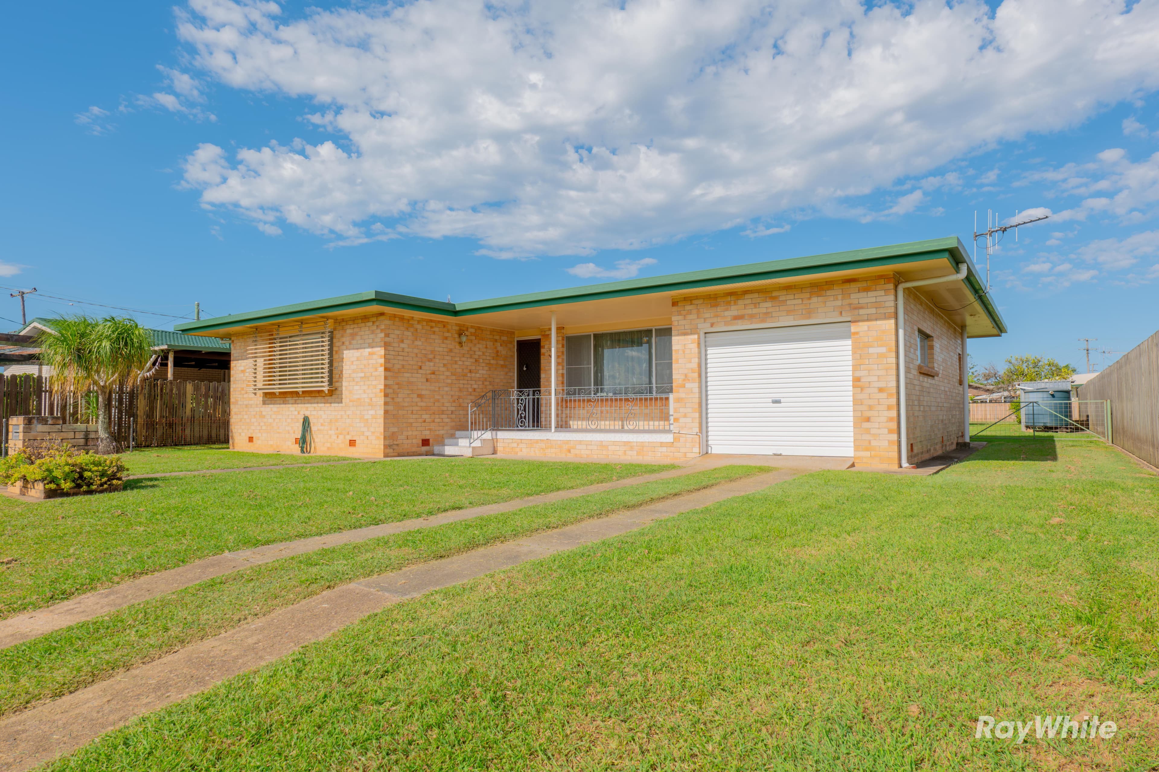 2 Harvey Street, Avenell Heights QLD 4670, Avenell Heights - Image 1