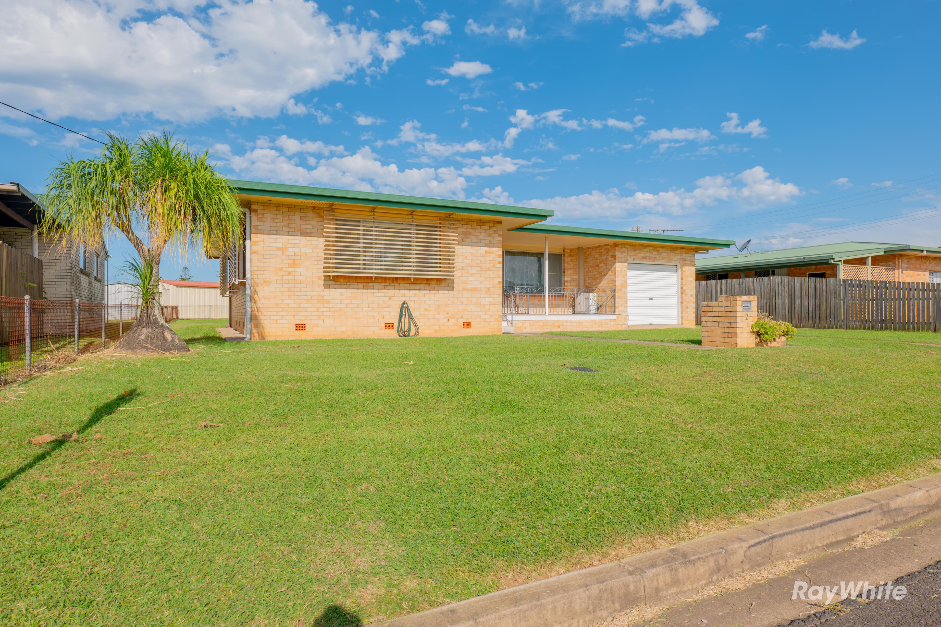 2 Harvey Street, Avenell Heights QLD 4670, Avenell Heights - Thumbnail 2