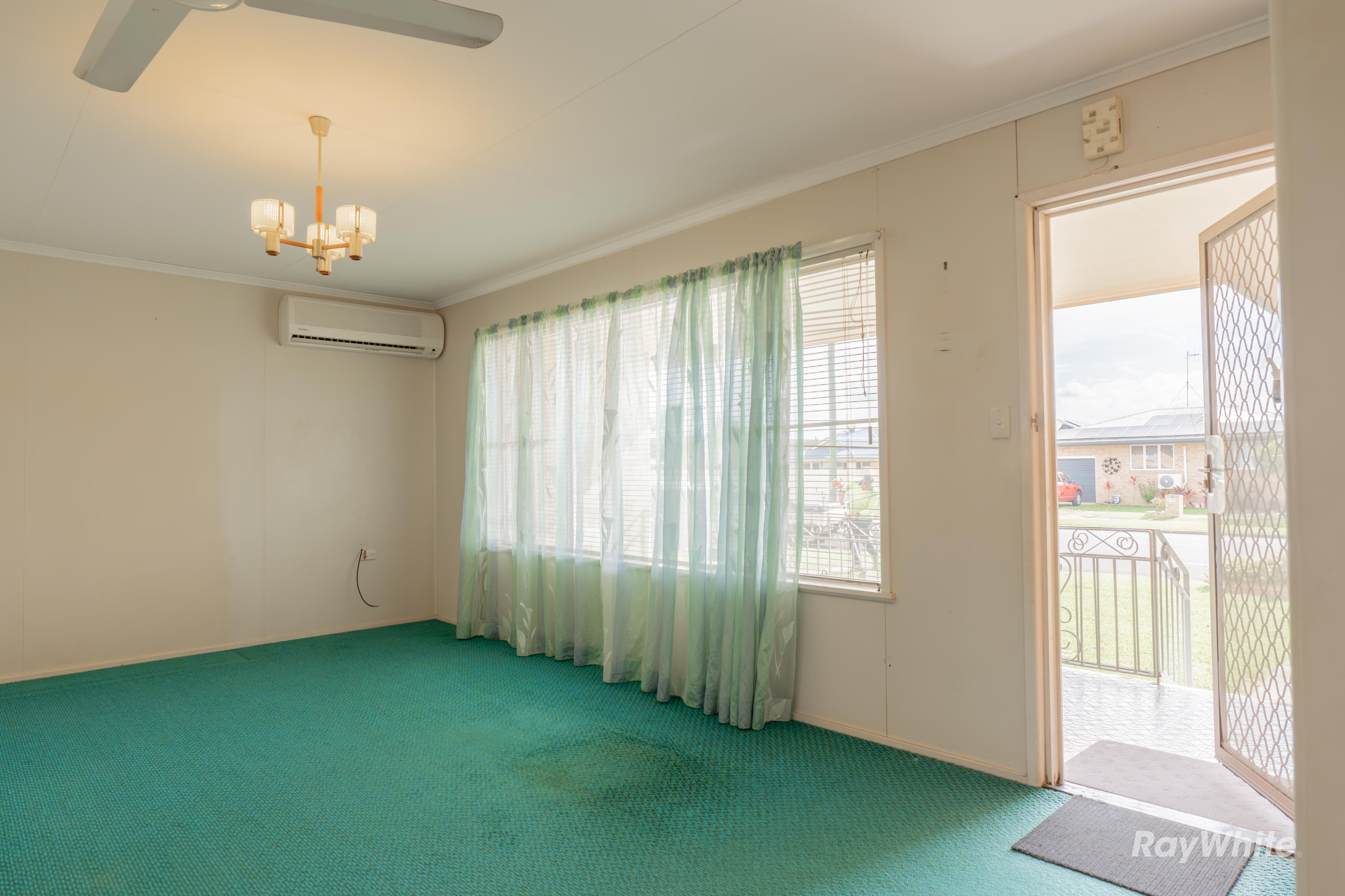 2 Harvey Street, Avenell Heights QLD 4670, Avenell Heights - Thumbnail 3
