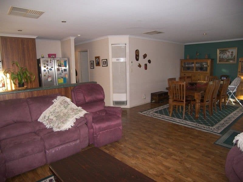 37  Lakeside Drive, PARALOWIE SA 5108, Paralowie - Thumbnail 5