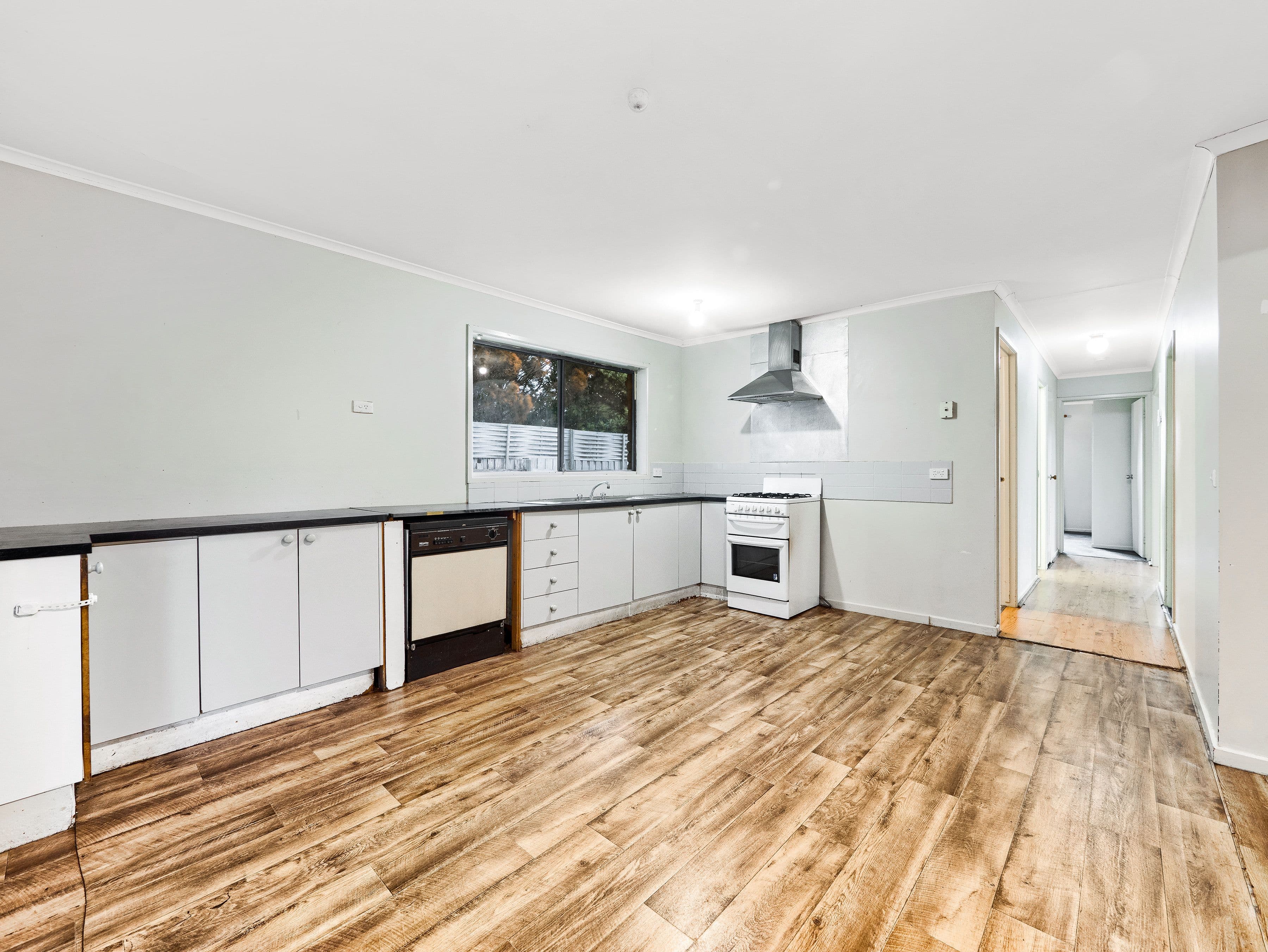 83 Monahans Road, Cranbourne West VIC 3977, Cranbourne West - Thumbnail 8