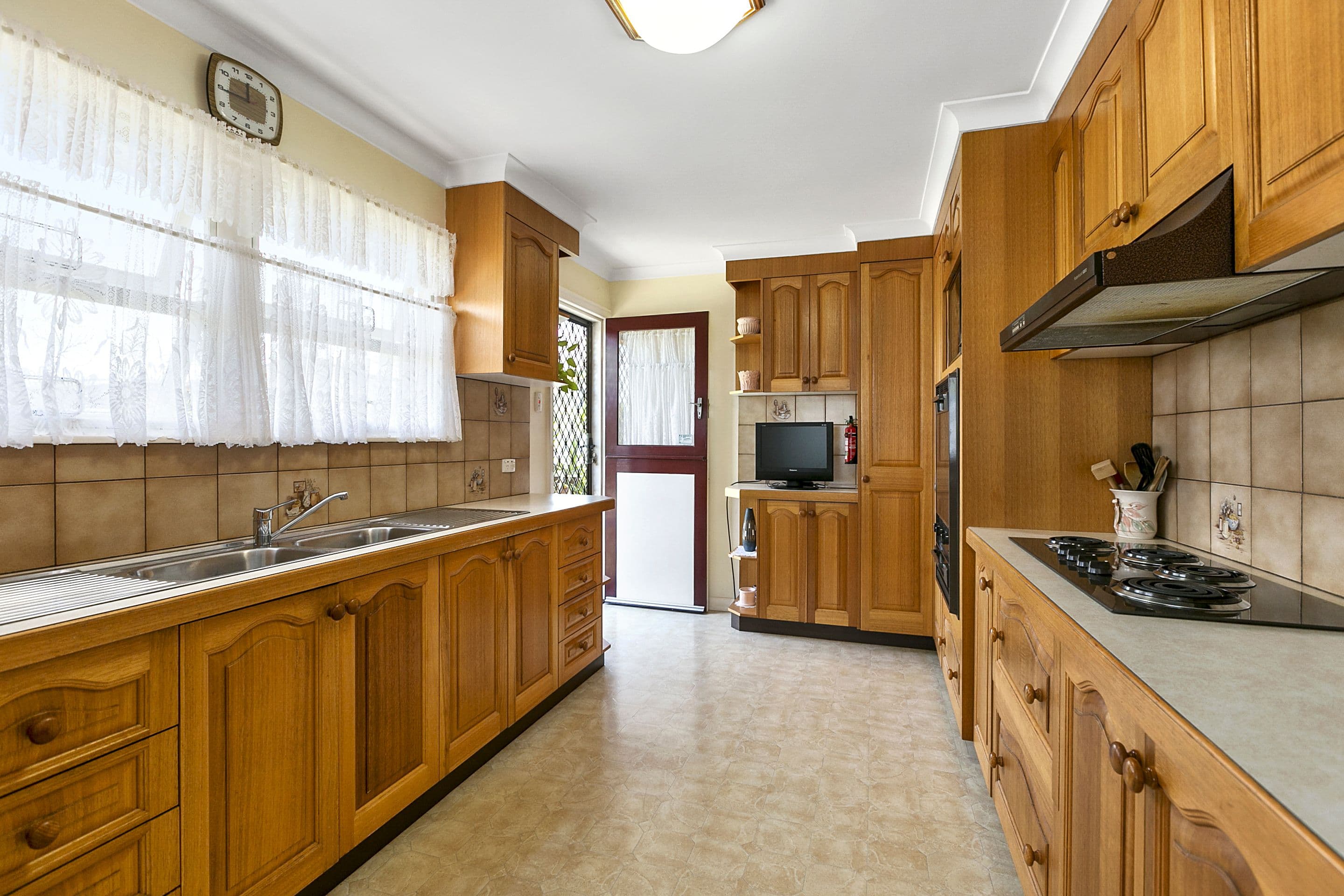 3 Hellyer Street, Wynnum West QLD 4178, Wynnum West - Thumbnail 3