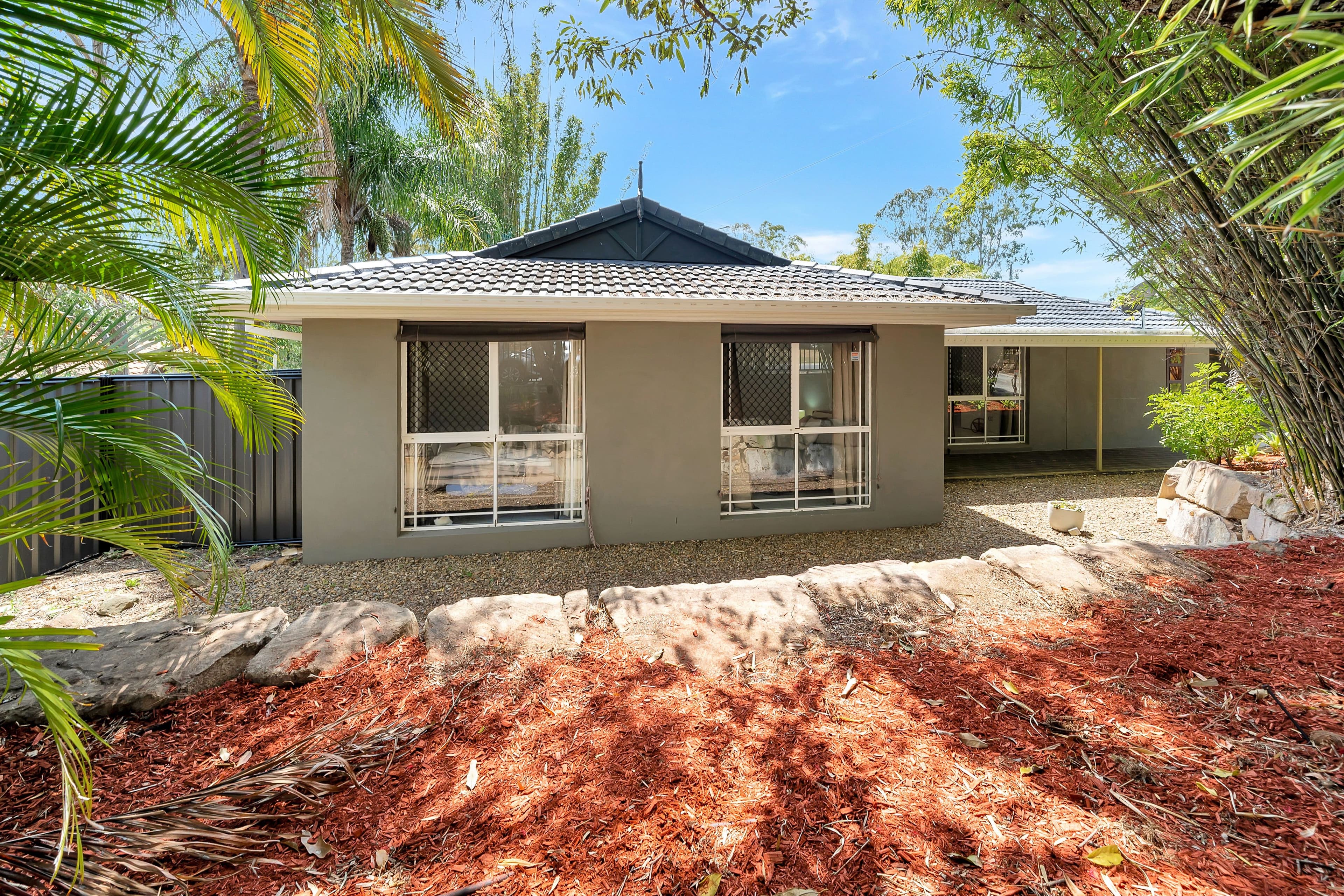 39 Grove Road, Edens Landing QLD 4207, Edens Landing - Thumbnail 2