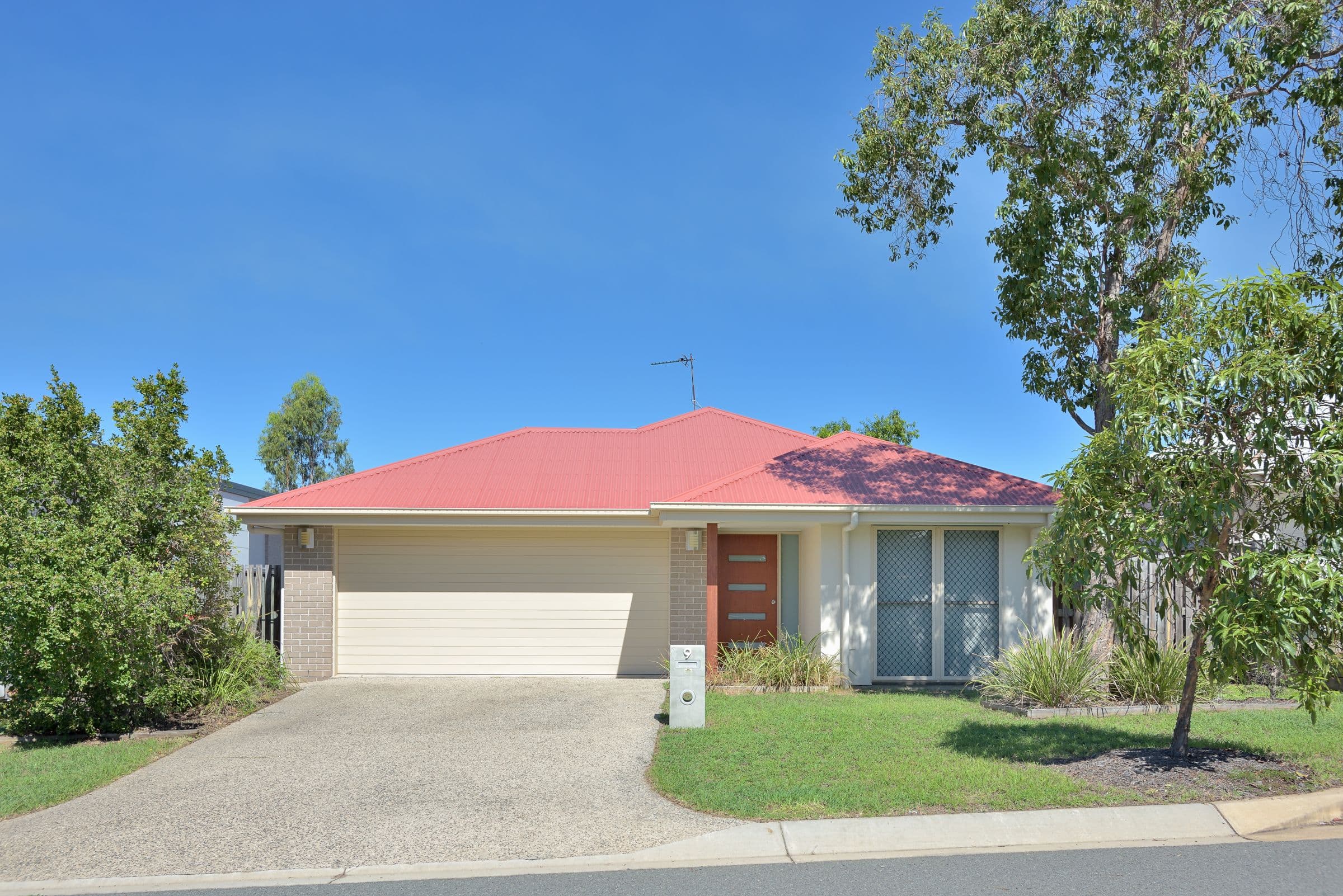 9 Valhalla Street, Clinton QLD 4680, Clinton - Image 1