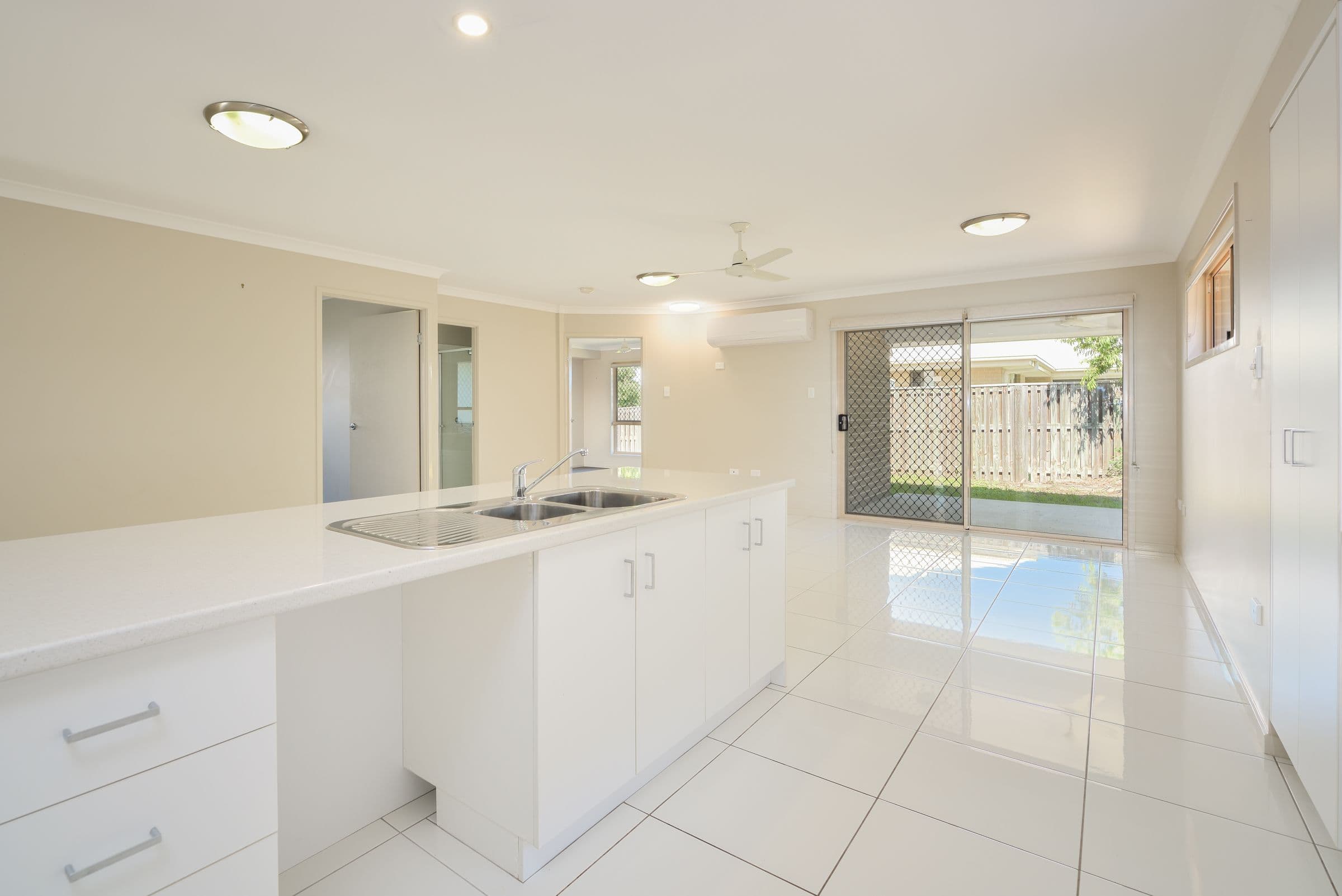 9 Valhalla Street, Clinton QLD 4680, Clinton - Thumbnail 3