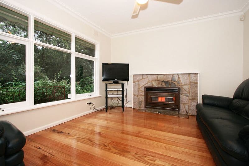 10 Glenvale Road, RINGWOOD NORTH VIC 3134, Ringwood North - Thumbnail 2