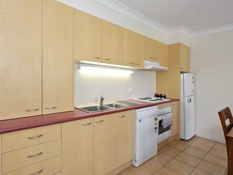 27 BIRLEY Street, SPRING HILL QLD 4000, Spring Hill - Thumbnail 3