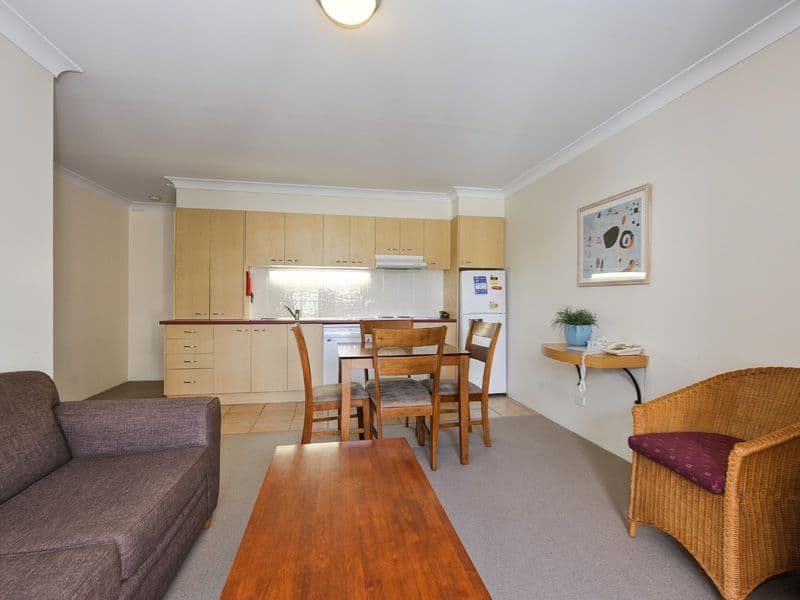 27 BIRLEY Street, SPRING HILL QLD 4000, Spring Hill - Thumbnail 4