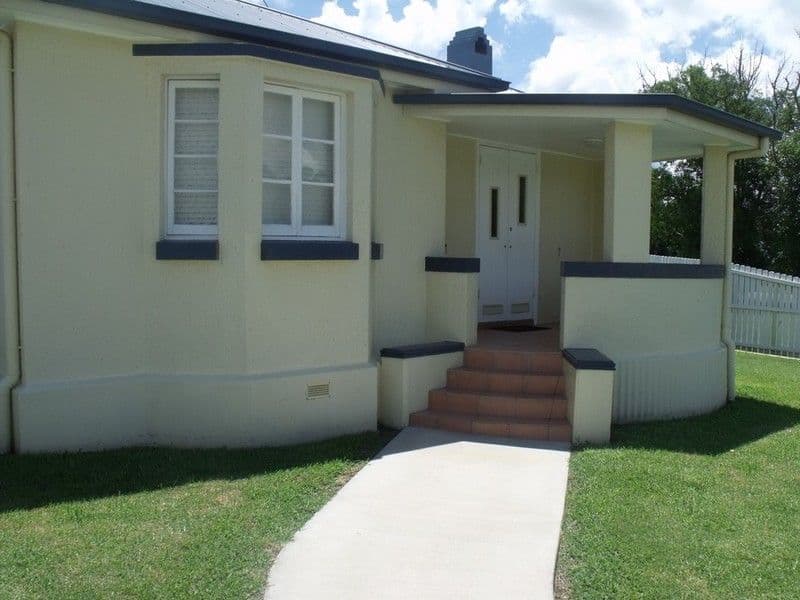 61 Fitzroy Street, NANANGO QLD 4615, Nanango - Thumbnail 2