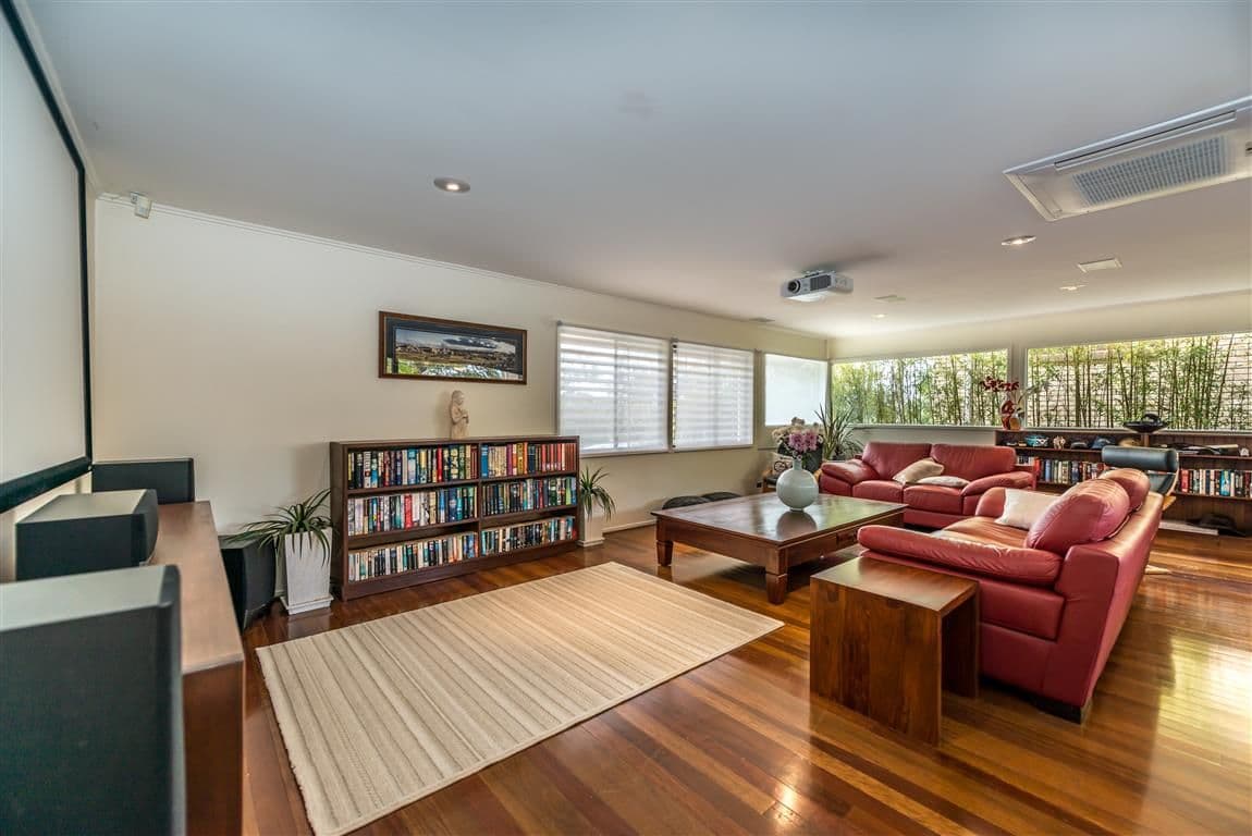 184 Heeb Street, BENOWA QLD 4217, Benowa - Thumbnail 6