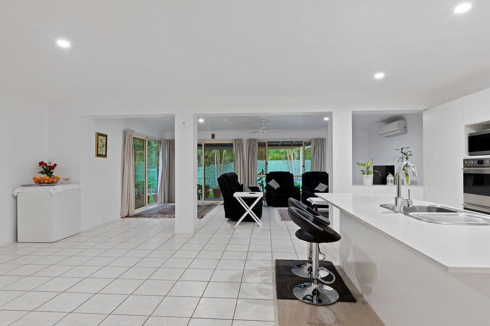 5 Bishop Place, Coopers Plains QLD 4108, Coopers Plains - Thumbnail 5