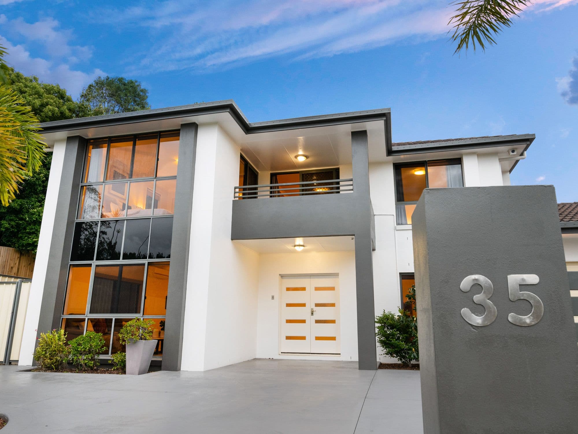 35 Avonlea Place, Eight Mile Plains QLD 4113, Eight Mile Plains - Image 1