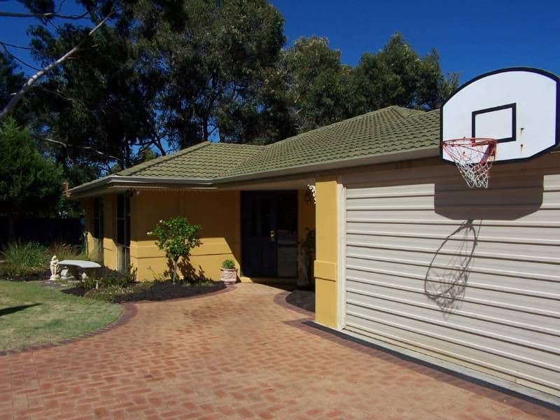 15 Burns Road, KALAMUNDA WA 6076, Kalamunda - Thumbnail 7