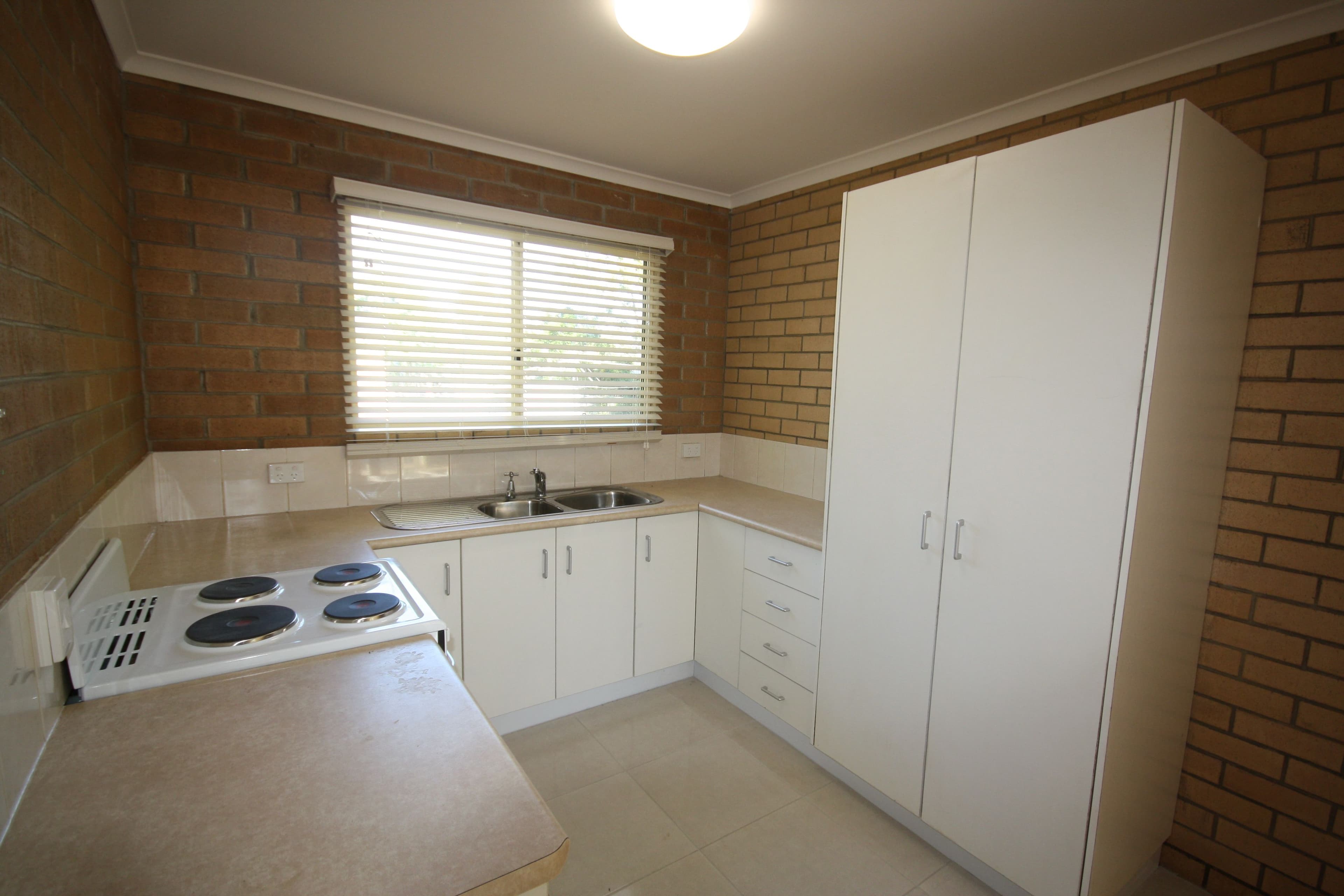 12 Flinders Street, Mundubbera QLD 4626, Mundubbera - Thumbnail 2
