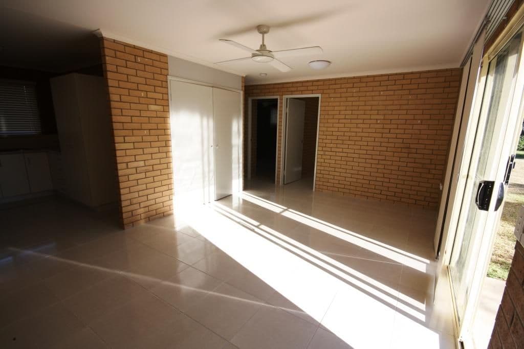 12 Flinders Street, Mundubbera QLD 4626, Mundubbera - Thumbnail 3