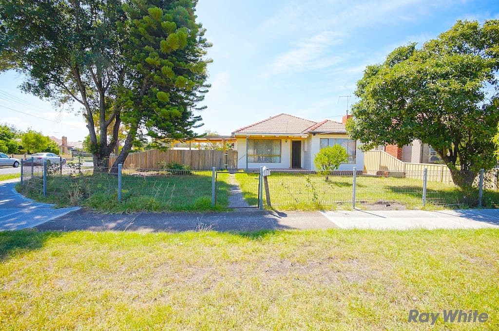 26 Dumfries Street, Deer Park VIC 3023, Deer Park - Thumbnail 2