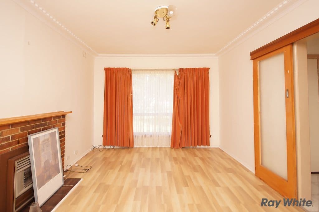 26 Dumfries Street, Deer Park VIC 3023, Deer Park - Thumbnail 4
