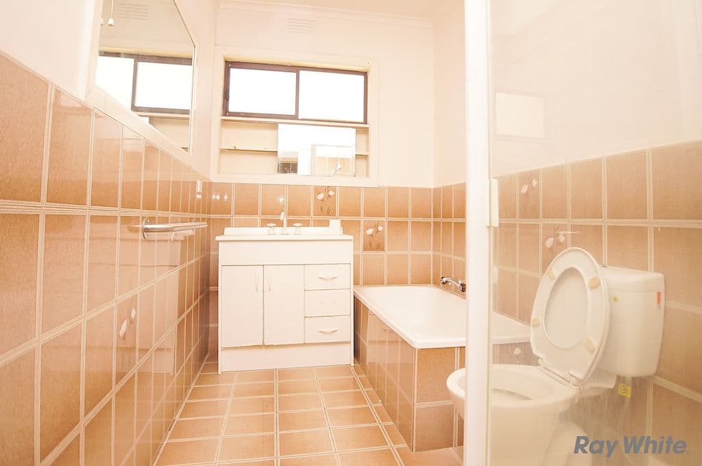 26 Dumfries Street, Deer Park VIC 3023, Deer Park - Thumbnail 5