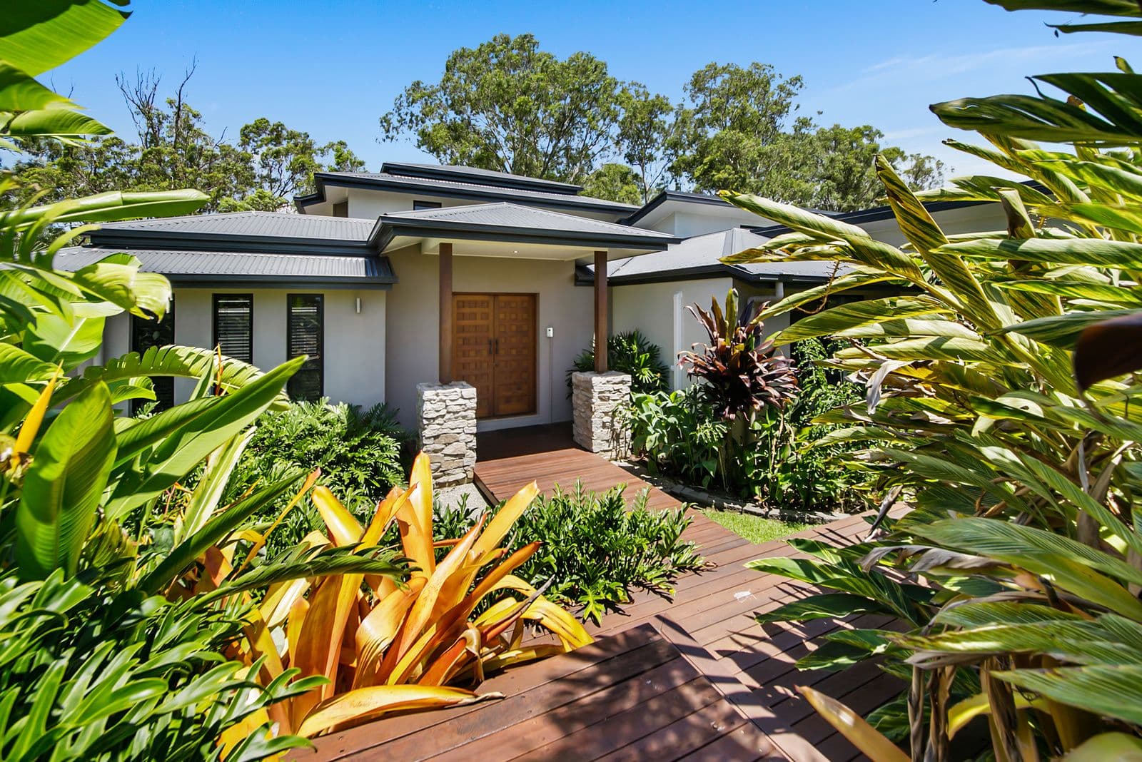 17-19 Magnetic Place, Redland Bay QLD 4165, Redland Bay - Thumbnail 2