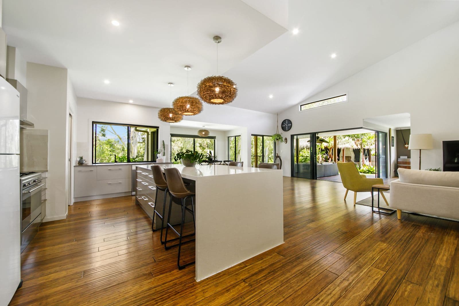 17-19 Magnetic Place, Redland Bay QLD 4165, Redland Bay - Thumbnail 8