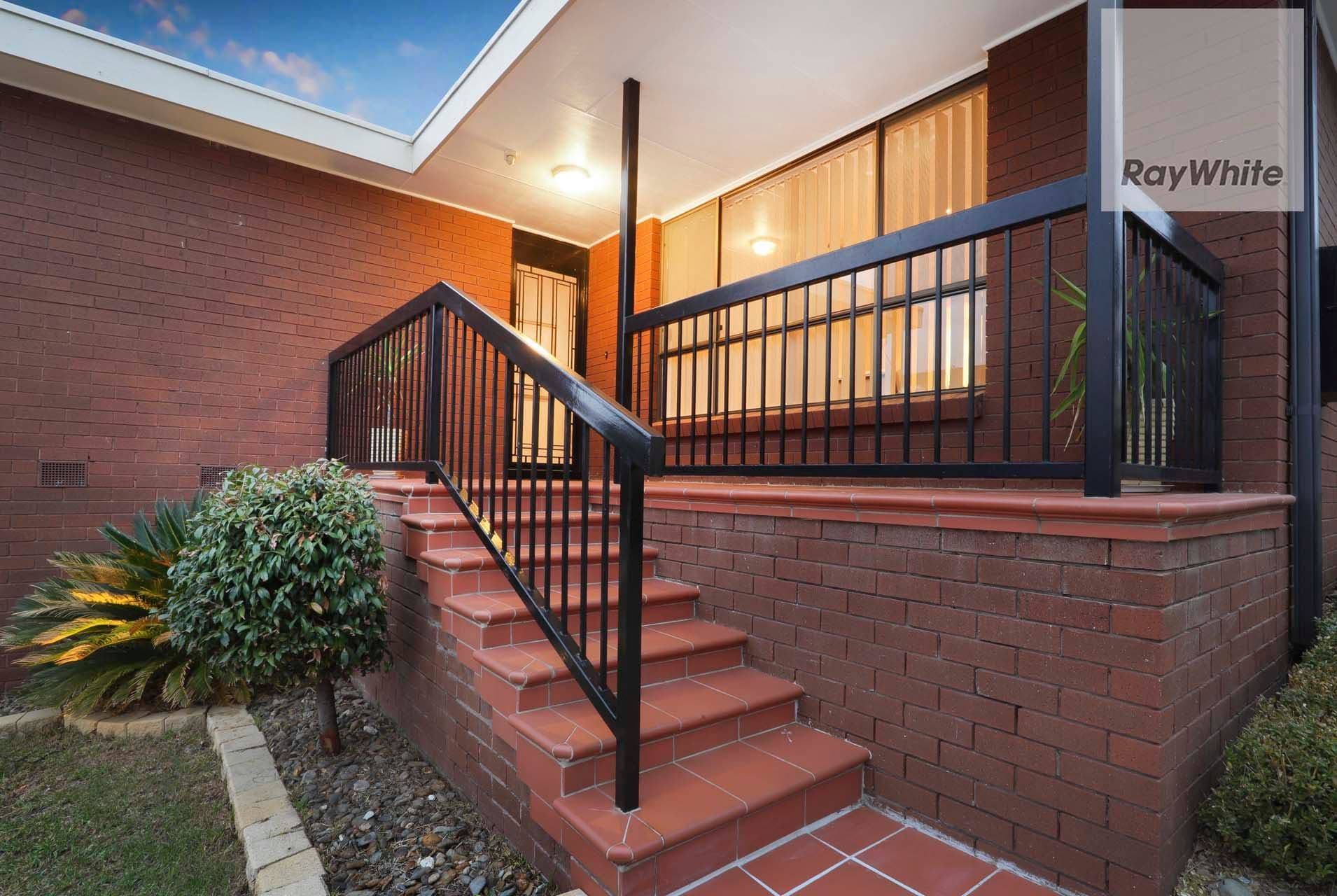 8 Stanton Court, Westmeadows VIC 3049, Westmeadows - Thumbnail 2