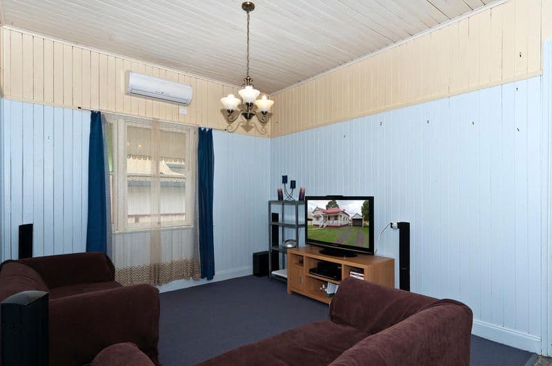 95 Bridge Street, OAKEY QLD 4401, Oakey - Thumbnail 3