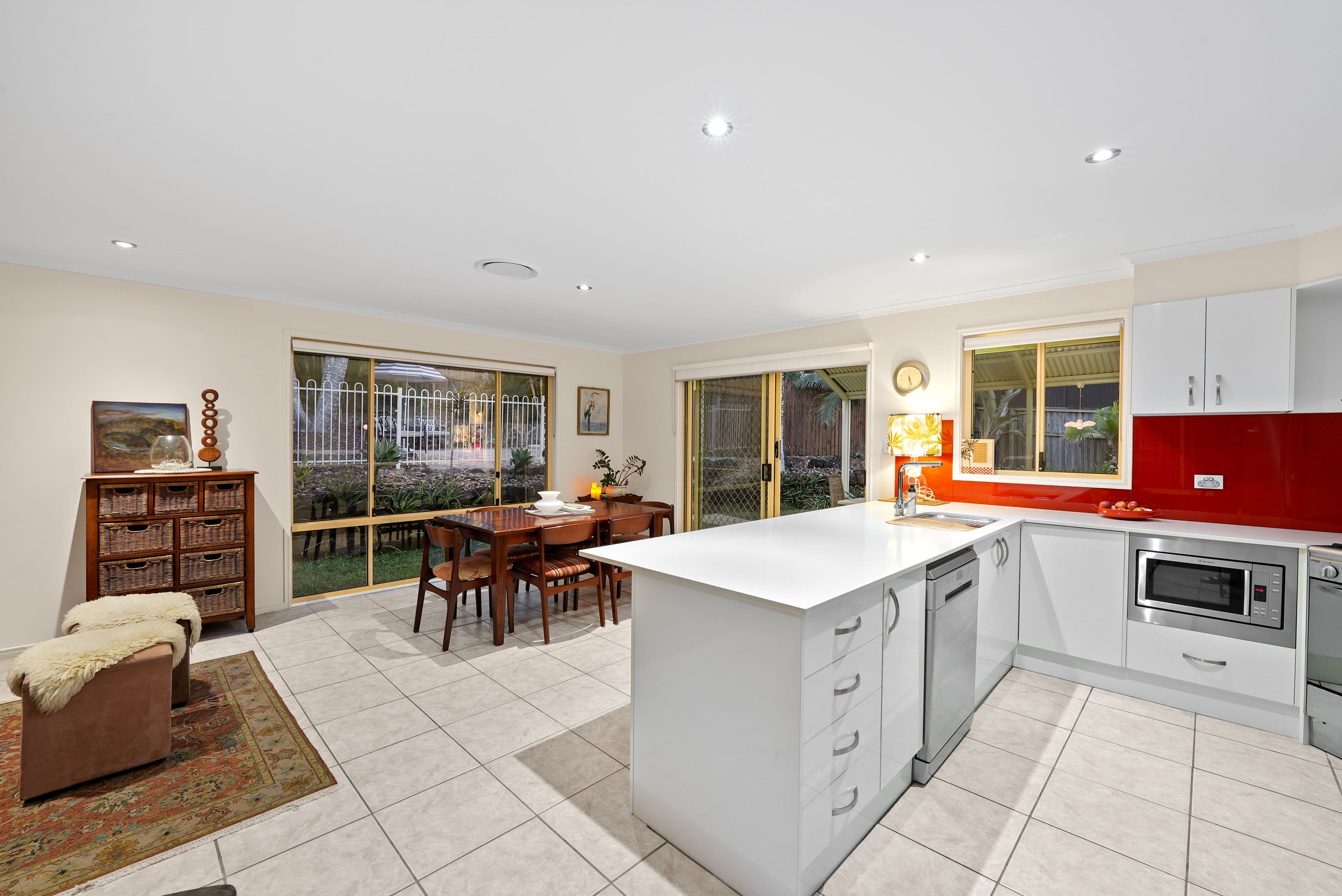 12 Moorea Court, Pacific Pines QLD 4211, Pacific Pines - Thumbnail 2