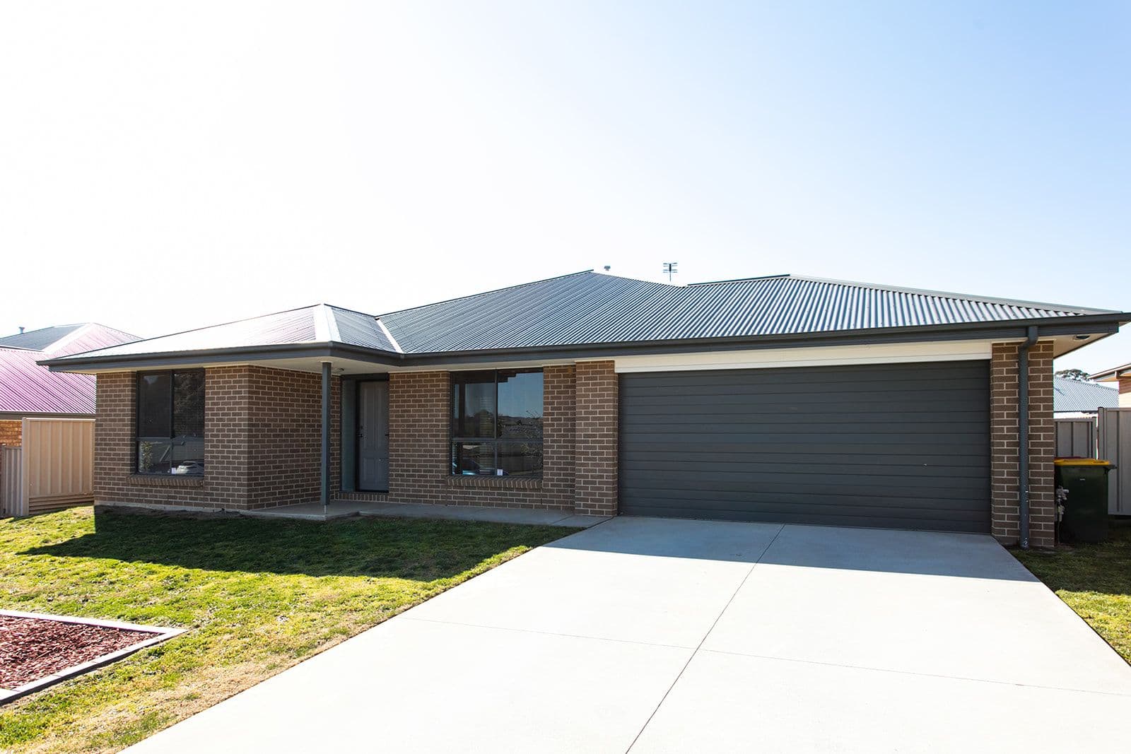 26 Molloy Drive, Orange - Image 1