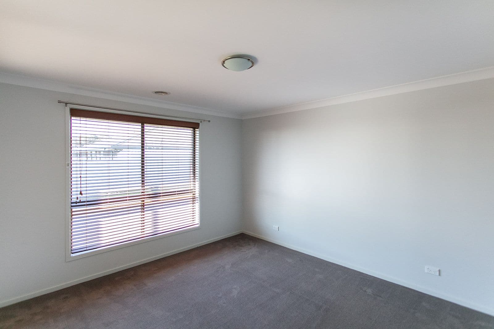 26 Molloy Drive, Orange - Thumbnail 4