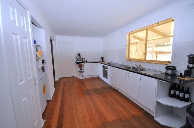 10 Carpenters Road, SHELFORD VIC 3329, Shelford - Thumbnail 6