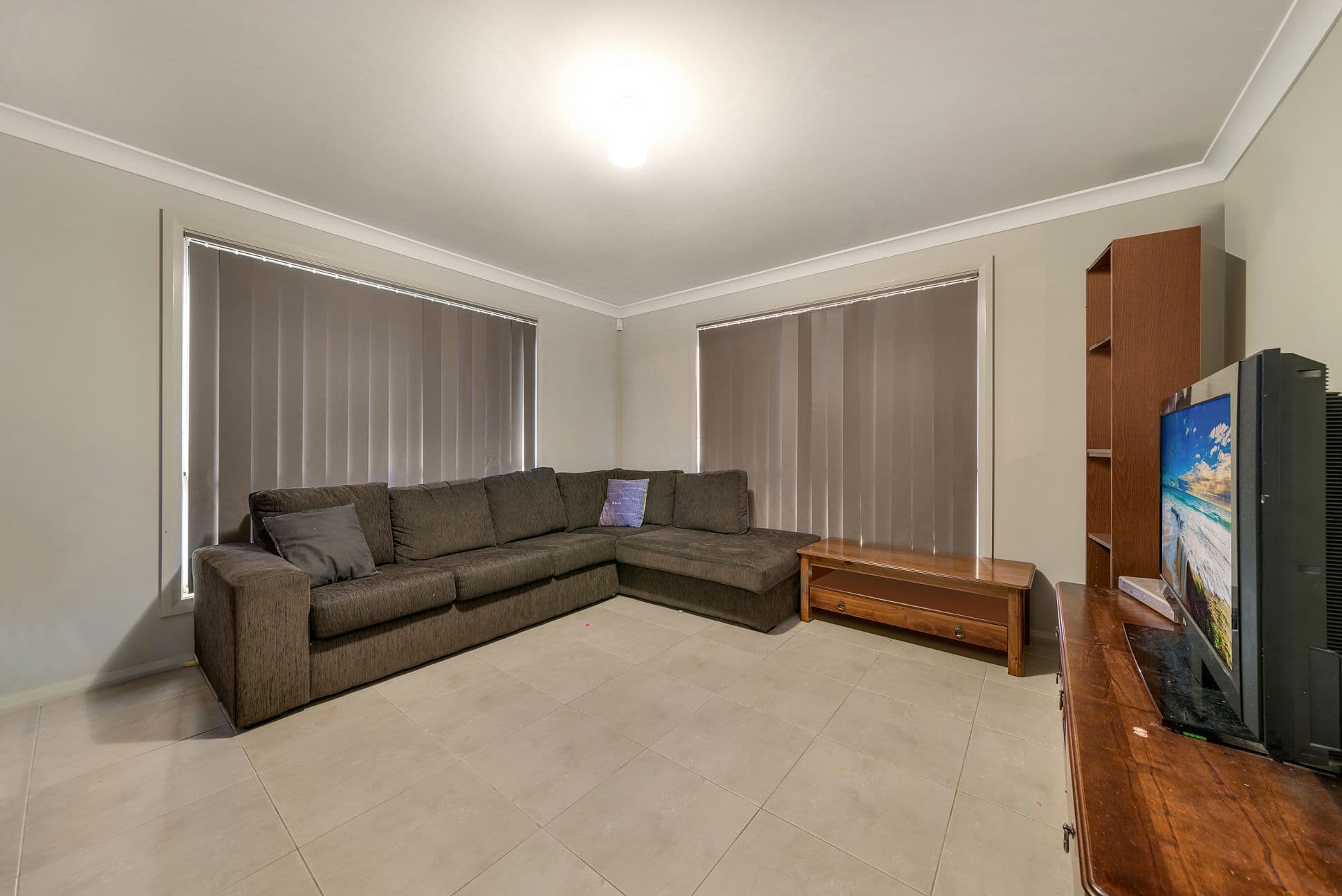 175 Lodges Road, Elderslie - Thumbnail 2