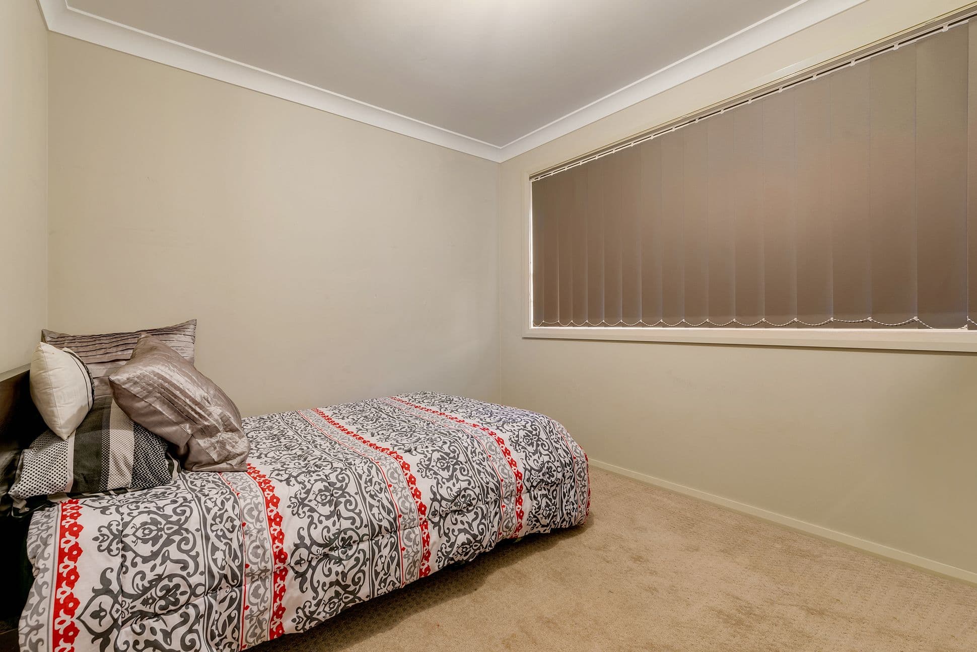 175 Lodges Road, Elderslie - Thumbnail 8