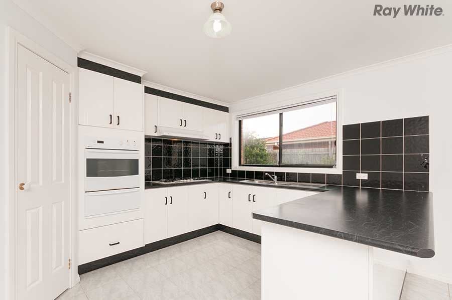 24 Kurrajong Road, DELAHEY VIC 3037, Delahey - Thumbnail 2