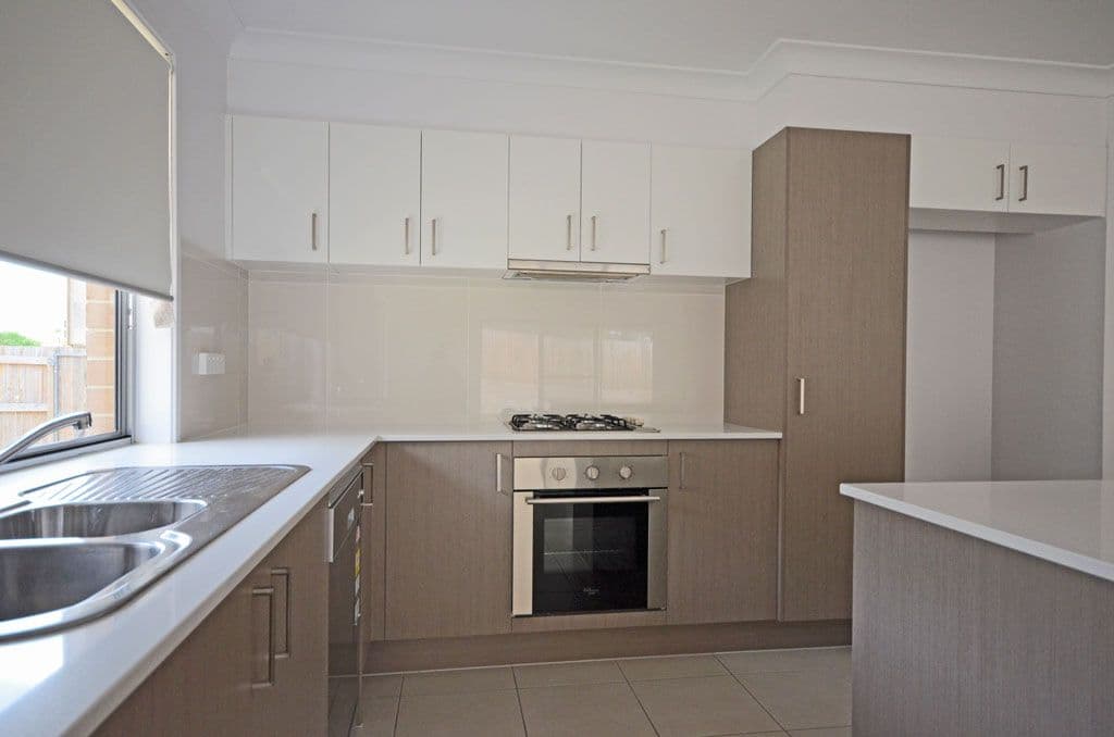16 Michael Drive, Biloela QLD 4715, Biloela - Thumbnail 3